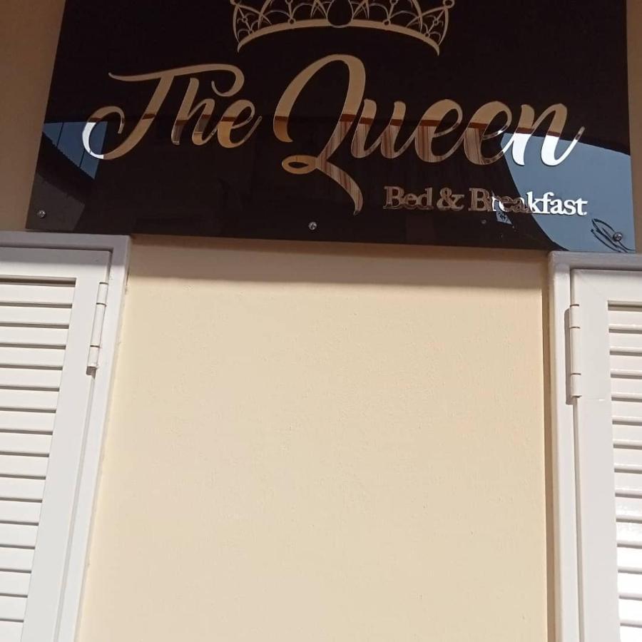 The Queen Bed&Breakfast สกาฟาติ ภายนอก รูปภาพ
